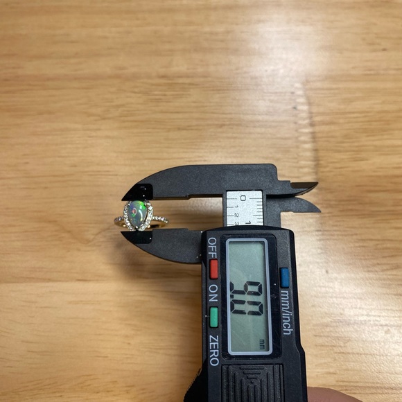 Australian Lightning Ridge Opal and Diamond Ring - Picture 13 of 17